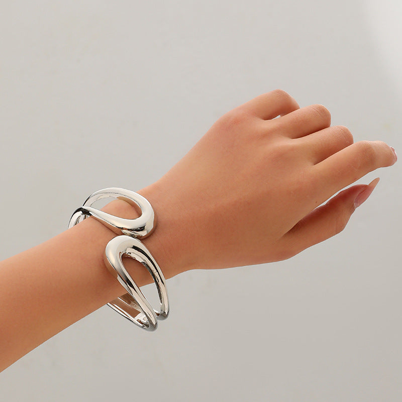Irregular Wave Bracelet