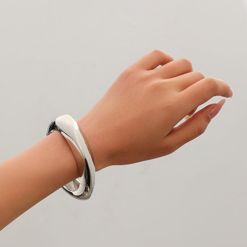 Irregular Wave Bracelet