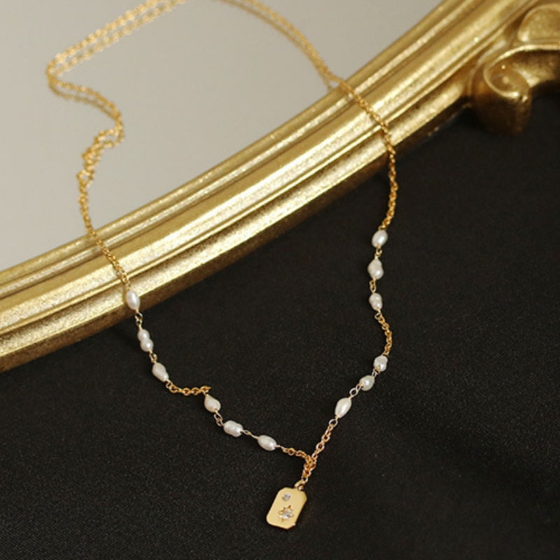 Fashionable And Elegant Design Light Luxury Necklace 