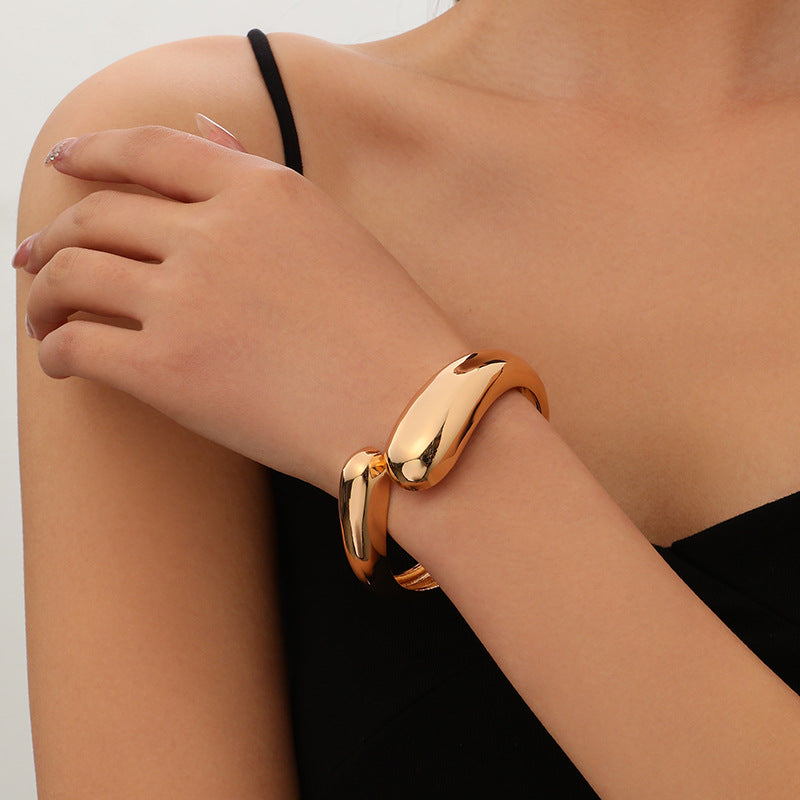 Irregular Wave Bracelet